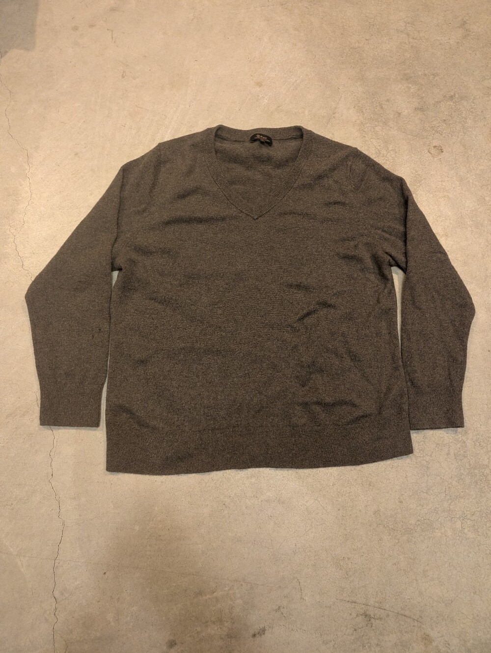 Quince Women's 1X V-Neck Sweater Brown Flaw